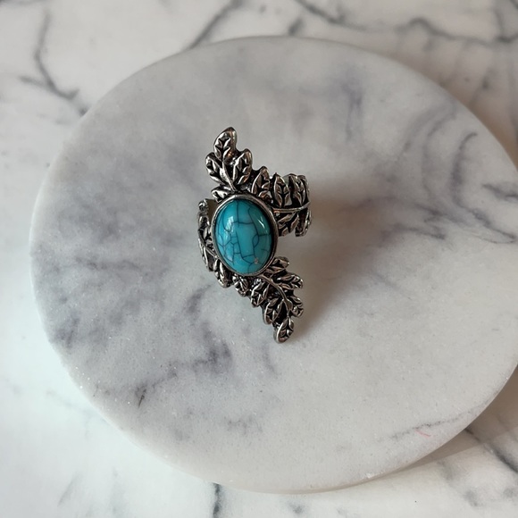 Turquoise & Black Stone Ring Bundle - Picture 3 of 17
